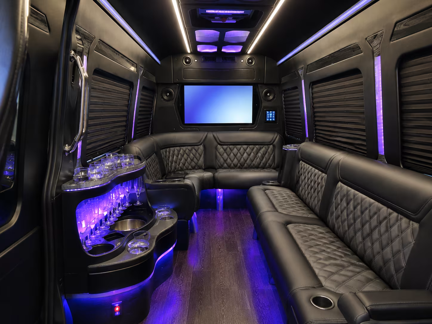 cma fest and stadium concert shuttles from hendersonville