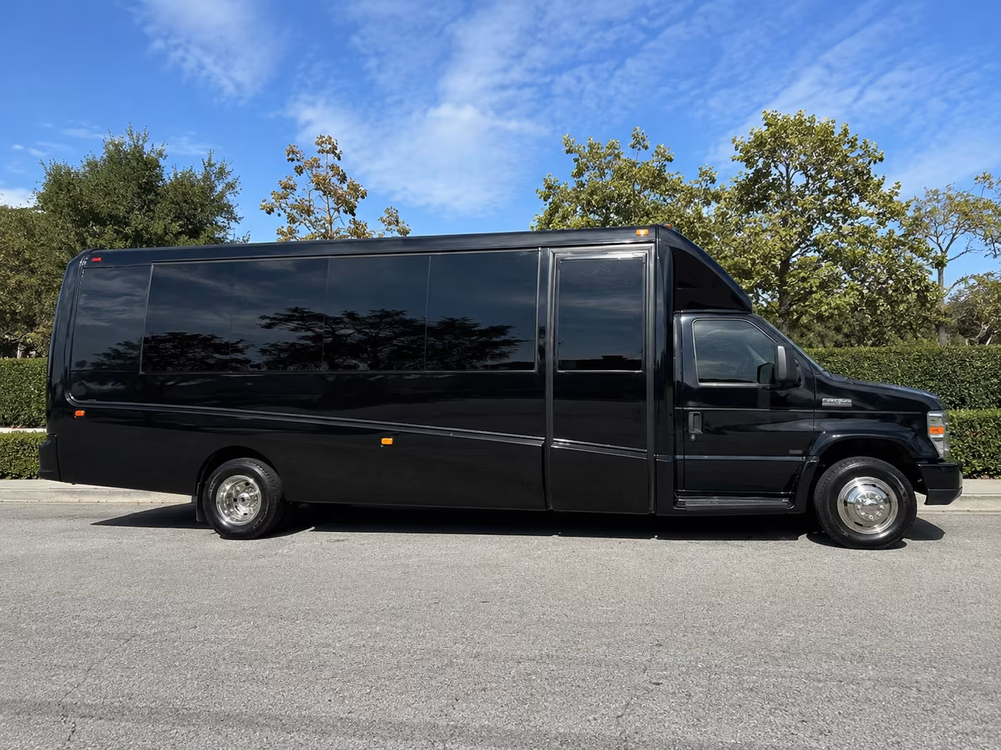 hendersonville airport transportation onboard seating
