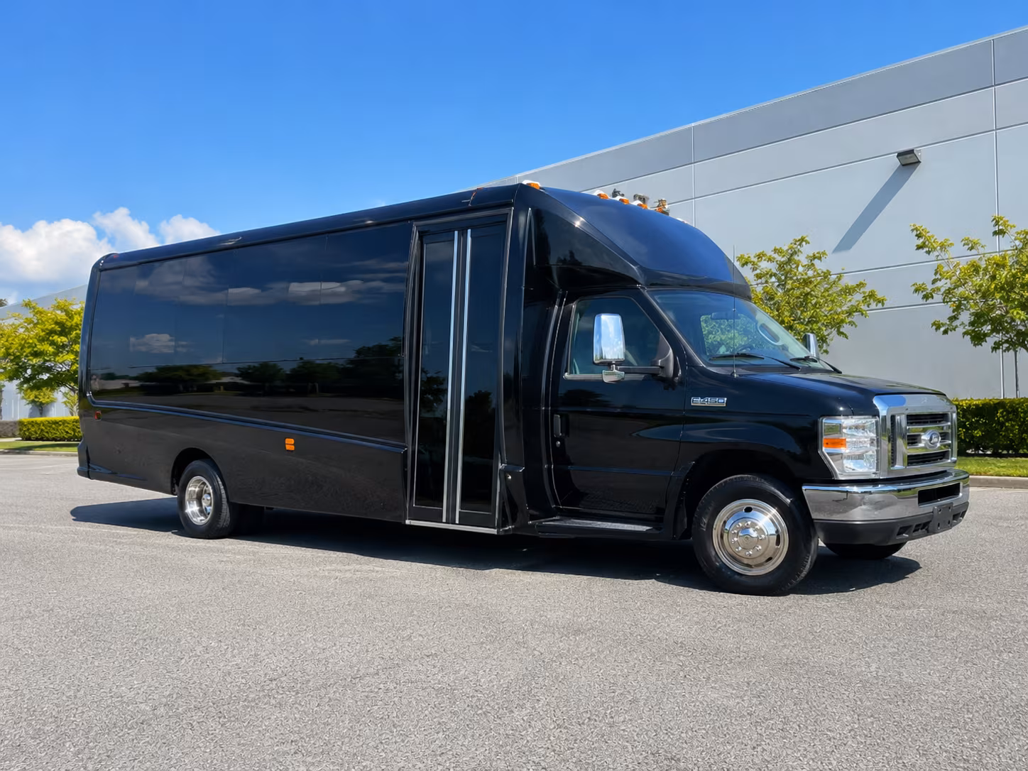 hendersonville party bus rental 2