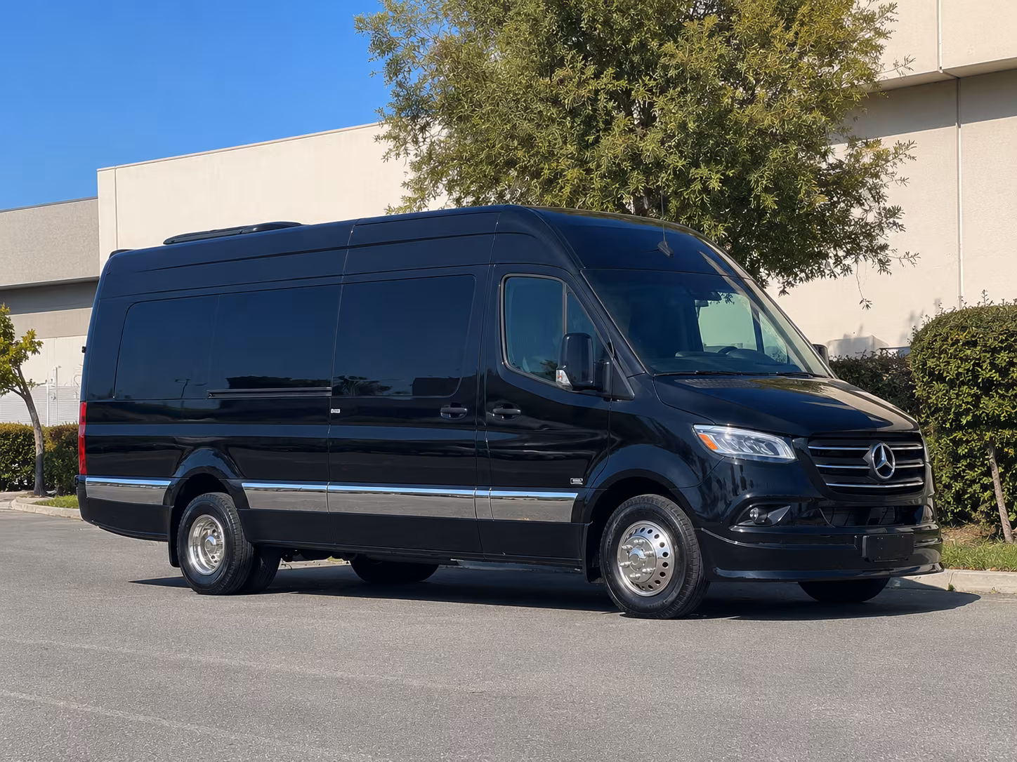 hendersonville private event transportation